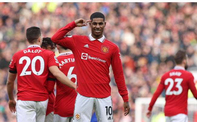 詹姆斯和安 詹姆斯和安